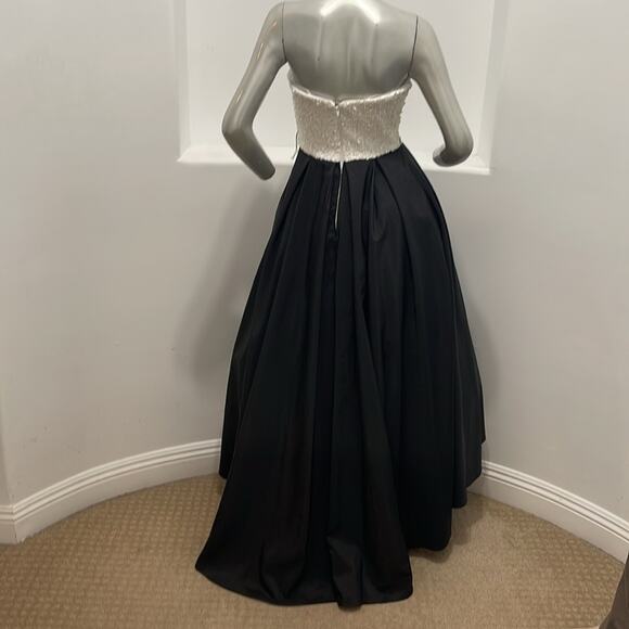 Betsy & Adam Color Block Black White  Sequin Bodice Gown Size 8 Formal Evening - Picture 4 of 15